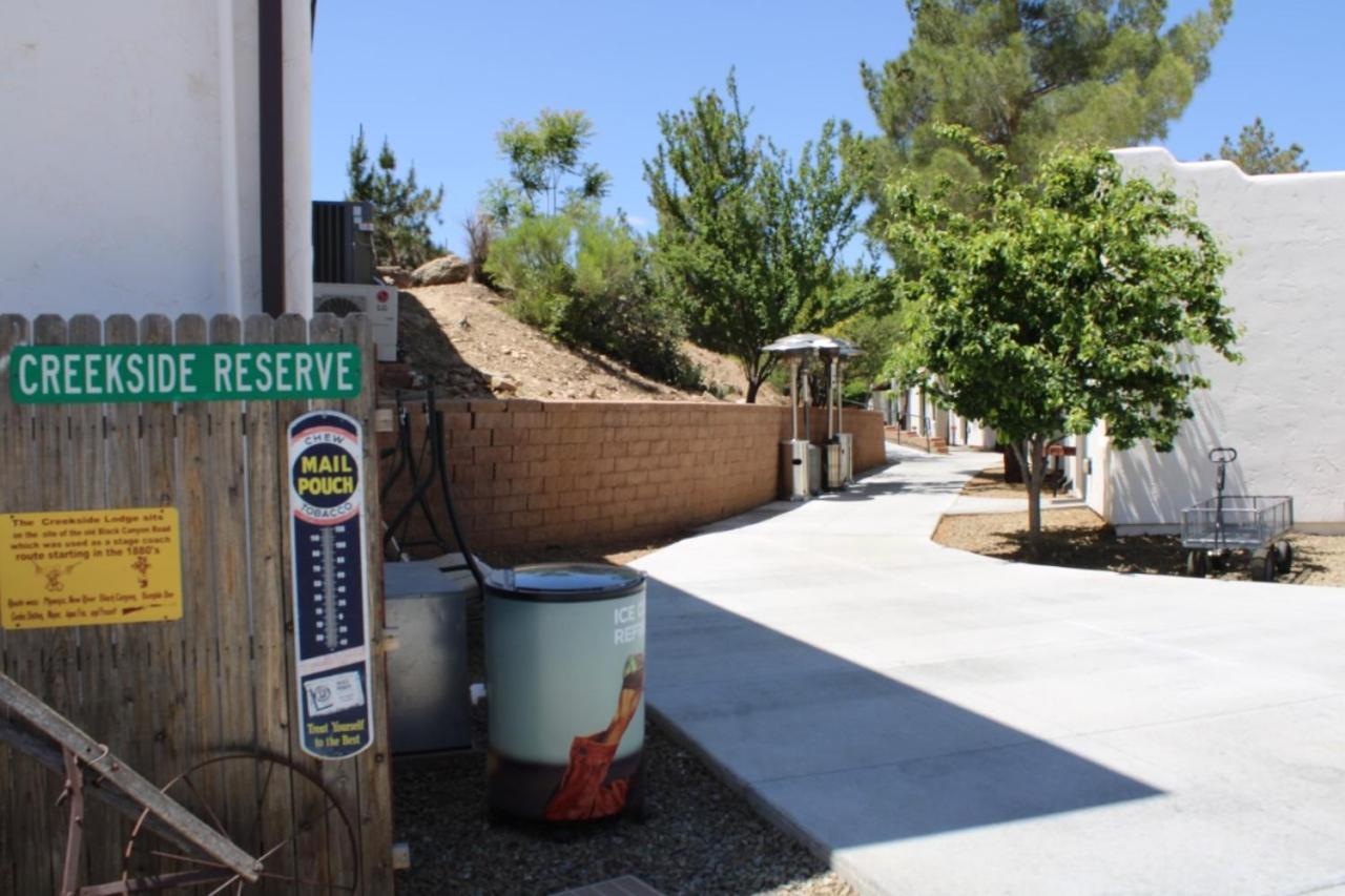 Mayer Creekside Lodge And Cabins מראה חיצוני תמונה